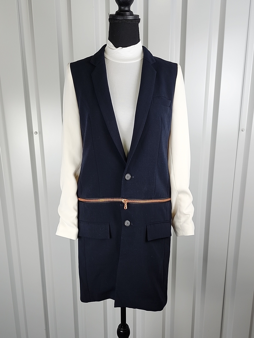 Muller Of Yoshiokubo Navy Convertible Blazer Sz EU38 US6 Tailored Futuristic EUC